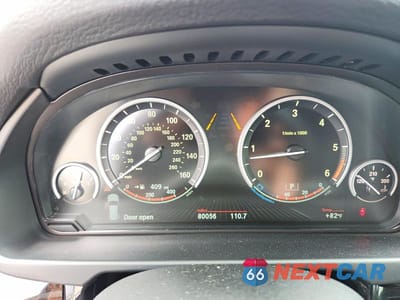 Zdjęcie 9 z 12 samochodu: 2014 BMW X5 XDRIVE35D VIN:5UXKS4C53E0J93851 - miniatura