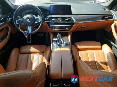 Zdjęcie 8 z 13 samochodu: 2019 BMW 530E VIN:WBAJA9C56KB399367 - miniatura