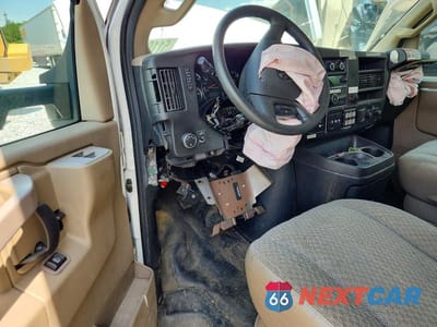 Zdjęcie 8 z 14 samochodu: 2017 CHEV EXPRESS G4500 VIN:1HA6GUCG9HN001857 - miniatura