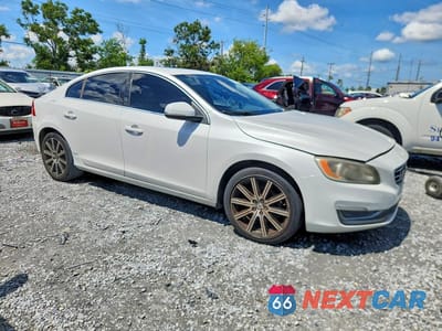 Czwarte zdjęcie samochodu z boku: 2017 VOLVO S60 PREMIER VIN:LYV402HK3HB154767 - miniatura