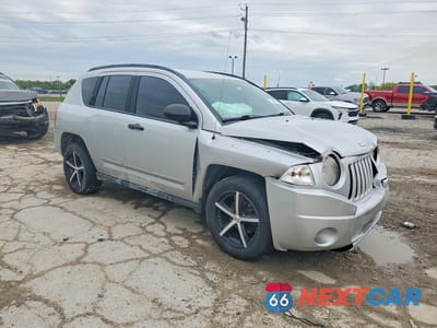 Czwarte zdjęcie samochodu z boku: 2008 JEEP COMPASS SPORT VIN:1J8FT47058D783358 - miniatura