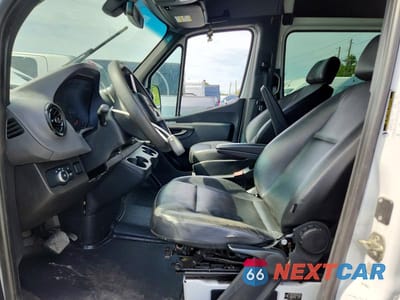 Zdjęcie 7 z 13 samochodu: 2020 MERCEDES-BENZ SPRINTER 2500 VIN:W1Z4EGHY3LT023210 - miniatura