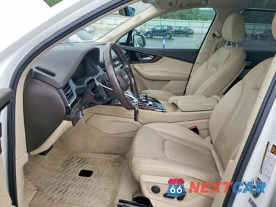 Zdjęcie 7 z 13 samochodu: 2017 AUDI Q7 PREMIUM PLUS VIN:WA1LAAF72HD010208 - miniatura