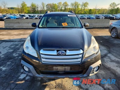 Piąte zdjęcie samochodu w środku: 2013 SUBARU OUTBACK 2.5I PREMIUM VIN:4S4BRBCC7D3316186 - miniatura