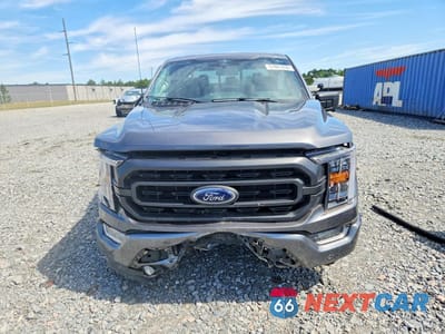 Piąte zdjęcie samochodu w środku: 2023 FORD F150 SUPERCREW VIN:1FTFW1E81PFA49874 - miniatura