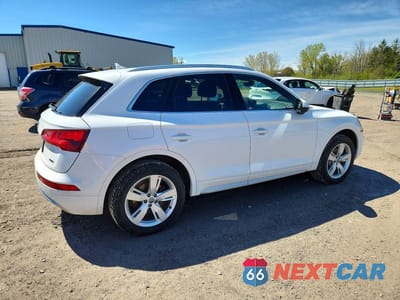 Trzecie zdjęcie samochodu z tyłu: 2019 AUDI Q5 PREMIUM PLUS VIN:WA1BNAFY1K2098986 - miniatura