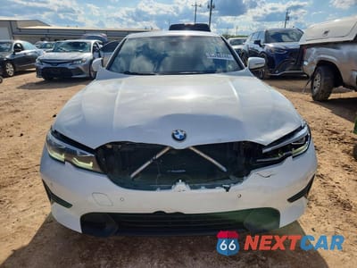 Piąte zdjęcie samochodu w środku: 2020 BMW 330I VIN:3MW5R1J0XL8B22176 - miniatura