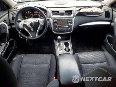 Zdjęcie 8 z 13 samochodu: 2016 NISSAN ALTIMA 2.5 S VIN:1N4AL3AP4GC226484 - miniatura