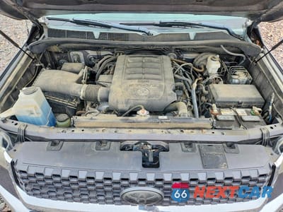 Zdjęcie 11 z 12 samochodu: 2018 TOYOTA TUNDRA SR5 VIN:5TFUW5F15JX743355 - miniatura