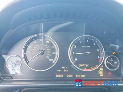 Zdjęcie 9 z 13 samochodu: 2015 BMW 528 I VIN:WBA5A5C50FD517451 - miniatura