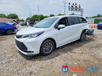 2023 TOYOTA SIENNA XLE 5TDJSKFC4PS094774 - główne zdjęcie licytacji z USA - miniatura