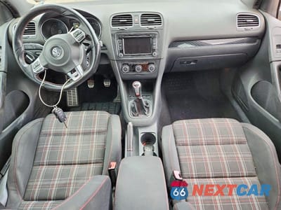 Zdjęcie 8 z 13 samochodu: 2010 VOLKSWAGEN GTI VIN:WVWGD7AJ8AW236364 - miniatura