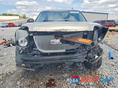 Piąte zdjęcie samochodu w środku: 2012 GMC YUKON XL DENALI VIN:1GKS2MEF0CR137452 - miniatura