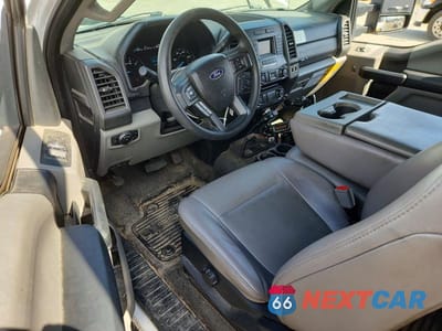 Zdjęcie 8 z 12 samochodu: 2018 FORD F250 SUPER DUTY VIN:1FT7X2B69JEB66691 - miniatura