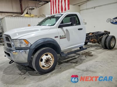 2017 RAM 5500 3C7WRMBJ6HG716778 - główne zdjęcie licytacji z USA - miniatura