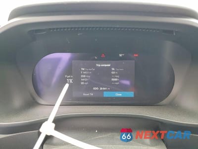 Zdjęcie 9 z 13 samochodu: 2023 VOLVO XC40 ULTIMATE VIN:YV4L12UX2P2023689 - miniatura