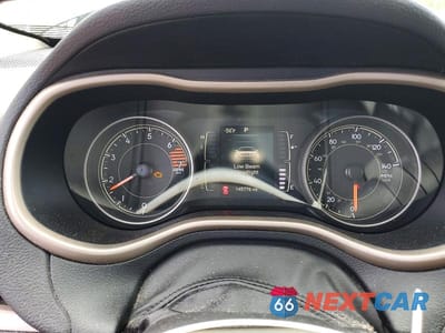 Zdjęcie 9 z 13 samochodu: 2016 JEEP CHEROKEE LATITUDE VIN:1C4PJMCB1GW309967 - miniatura