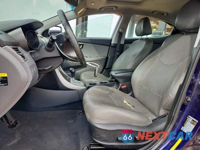 Zdjęcie 7 z 12 samochodu: 2013 HYUNDAI ELANTRA LIMITED VIN:5NPDH4AE3DH156831 - miniatura