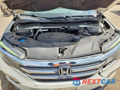 Zdjęcie 12 z 13 samochodu: 2017 HONDA PILOT EXL VIN:5FNYF6H50HB015809 - miniatura