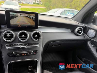 Zdjęcie 9 z 10 samochodu: 2018 MERCEDES-BENZ GLC 300 4MATIC VIN:WDC0G4KB9JV026466 - miniatura