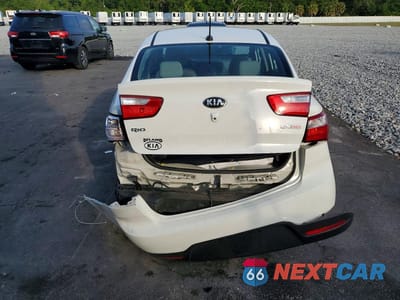 Zdjęcie 6 z 12 samochodu: 2015 KIA RIO EX VIN:KNADN4A3XF6460000 - miniatura