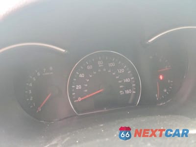 Zdjęcie 9 z 12 samochodu: 2015 KIA SORENTO LX VIN:5XYKTCA69FG631868 - miniatura