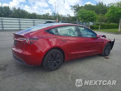 Trzecie zdjęcie samochodu z tyłu: 2024 TESLA MODEL 3 VIN:5YJ3E1EA6RF814948 - miniatura