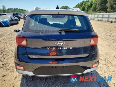 Zdjęcie 6 z 13 samochodu: 2022 HYUNDAI VENUE LIMITED VIN:KMHRC8A36NU152429 - miniatura
