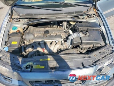 Zdjęcie 11 z 12 samochodu: 2004 VOLVO S60 VIN:YV1RS61T142376787 - miniatura