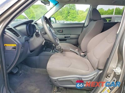 Zdjęcie 7 z 13 samochodu: 2013 KIA SOUL BASE VIN:KNDJT2A50D7504529 - miniatura