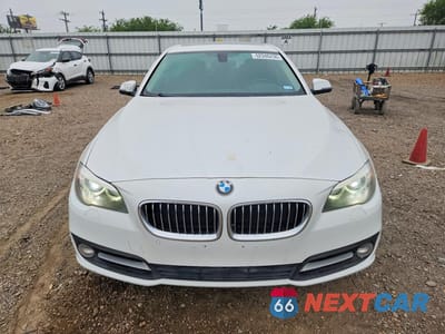 Piąte zdjęcie samochodu w środku: 2016 BMW 528 I VIN:WBA5A5C56GG352988 - miniatura