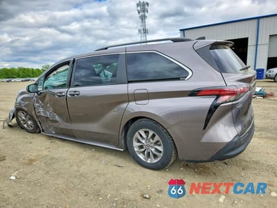 Drugie zdjęcie samochodu z przodu: 2022 TOYOTA SIENNA LE VIN:5TDKSKFC1NS055321 - miniatura