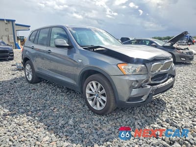 Czwarte zdjęcie samochodu z boku: 2014 BMW X3 XDRIVE28I VIN:5UXWX9C51E0D34256 - miniatura