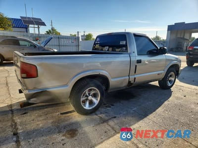 Trzecie zdjęcie samochodu z tyłu: 2001 CHEVROLET S TRUCK S10 VIN:1GCCS14591K149208 - miniatura