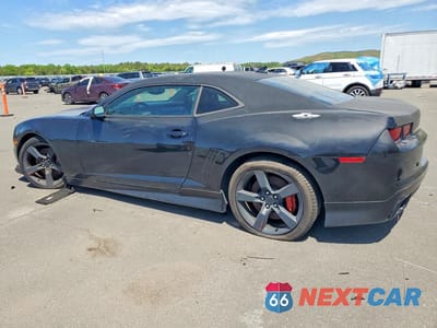 Drugie zdjęcie samochodu z przodu: 2010 CHEVROLET CAMARO SS VIN:2G1FK1EJ0A9118982 - miniatura