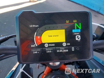 Zdjęcie 7 z 9 samochodu: 2024 KTM 390 DUKE VIN:MD2JPJ40XRN276163 - miniatura