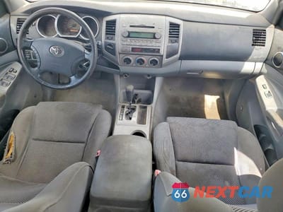 Zdjęcie 8 z 12 samochodu: 2006 TOYOTA TACOMA DOUBLE CAB VIN:5TELU42N06Z191817 - miniatura