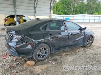 Trzecie zdjęcie samochodu z tyłu: 2024 KIA FORTE LXS VIN:3KPF24AD8RE797390 - miniatura