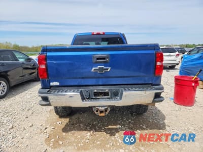 Zdjęcie 6 z 12 samochodu: 2019 CHEVROLET SILVERADO K2500 HEAVY DUTY VIN:1GC1KREY9KF161920 - miniatura