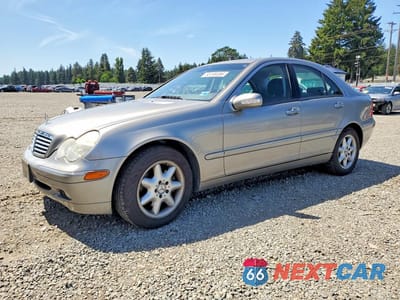 2004 MERCEDES-BENZ C 320 WDBRF64J54F509952 - główne zdjęcie licytacji z USA - miniatura