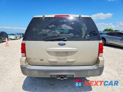 Zdjęcie 6 z 14 samochodu: 2004 FORD EXPEDITION XLT VIN:1FMRU15W84LB91651 - miniatura