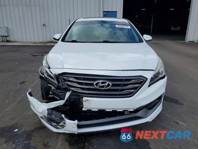 Piąte zdjęcie samochodu w środku: 2017 HYUNDAI SONATA SPORT VIN:5NPE34AFXHH467092 - miniatura