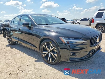 Czwarte zdjęcie samochodu z boku: 2024 VOLVO S60 CORE VIN:7JRL12FK7RG324986 - miniatura