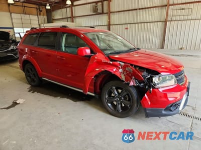 Czwarte zdjęcie samochodu z boku: 2020 DODGE JOURNEY CROSSROAD VIN:3C4PDCGB6LT269803 - miniatura