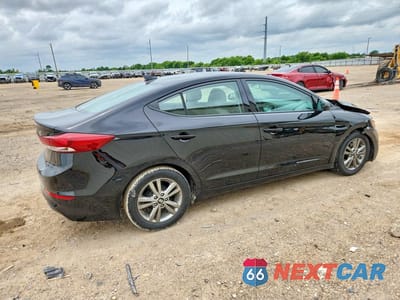 Trzecie zdjęcie samochodu z tyłu: 2017 HYUNDAI ELANTRA SE VIN:5NPD84LF9HH103045 - miniatura