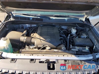 Zdjęcie 11 z 12 samochodu: 2019 TOYOTA TUNDRA CREWMAX SR5 VIN:5TFEY5F12KX253357 - miniatura