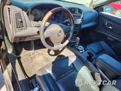 Zdjęcie 8 z 12 samochodu: 2006 CADILLAC CTS VIN:1G6DM57T560168599 - miniatura