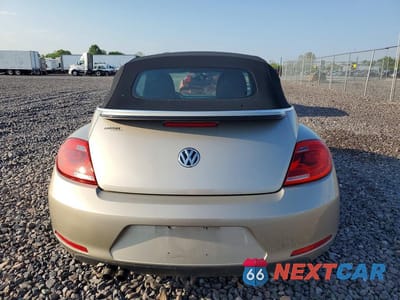 Zdjęcie 6 z 12 samochodu: 2013 VOLKSWAGEN BEETLE VIN:3VW5X7ATXDM820458 - miniatura