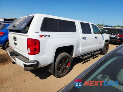 Trzecie zdjęcie samochodu z tyłu: 2018 CHEVROLET SILVERADO K1500 LTZ VIN:3GCUKSEC0JG150391 - miniatura