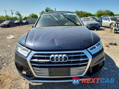 Piąte zdjęcie samochodu w środku: 2019 AUDI Q5 PREMIUM PLUS VIN:WA1BNAFY7K2073753 - miniatura
